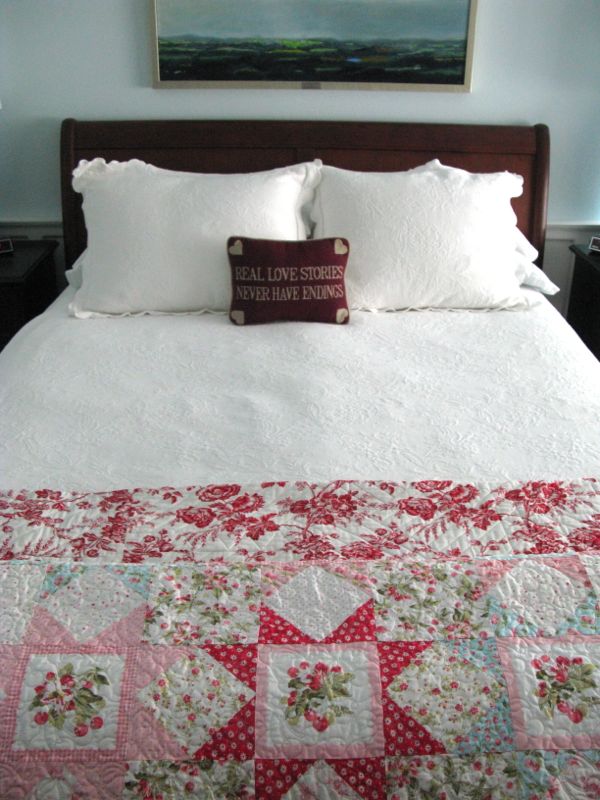 RedWhite Seasonal Quilts