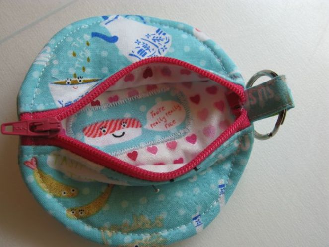 Earbud Zipper Pouch