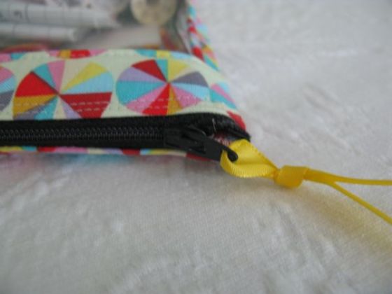 Zipper Pull Ribbon