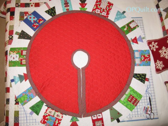 Comparing oldnew Christmas Tree Skirt