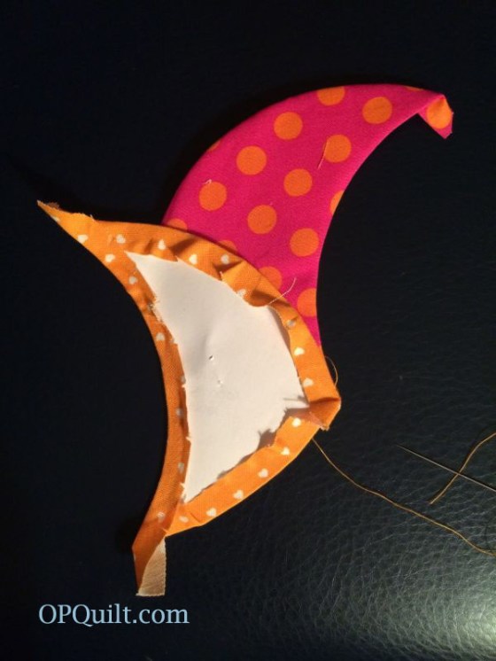 Circles 14_8beginning sewing