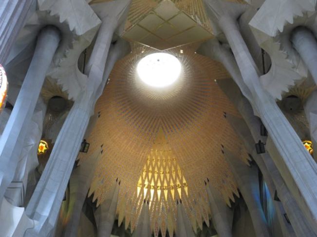 FourinArtMay16_Sagradamotif