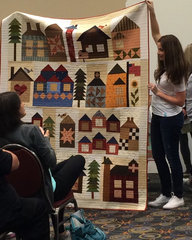 QMarket_Schoolhouse9_moda