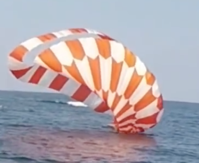 Parachute 1.png