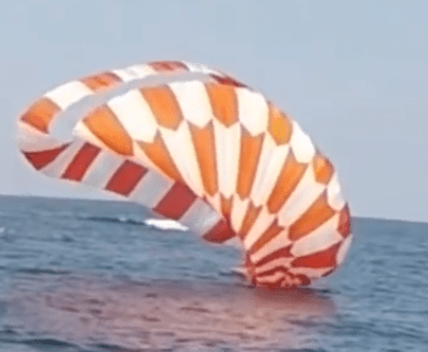 Parachute 1.png