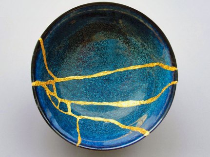kintsugi-piatto-blu1