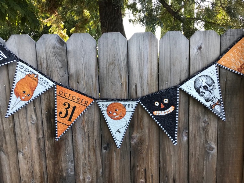 Halloween Pennant Banner_1