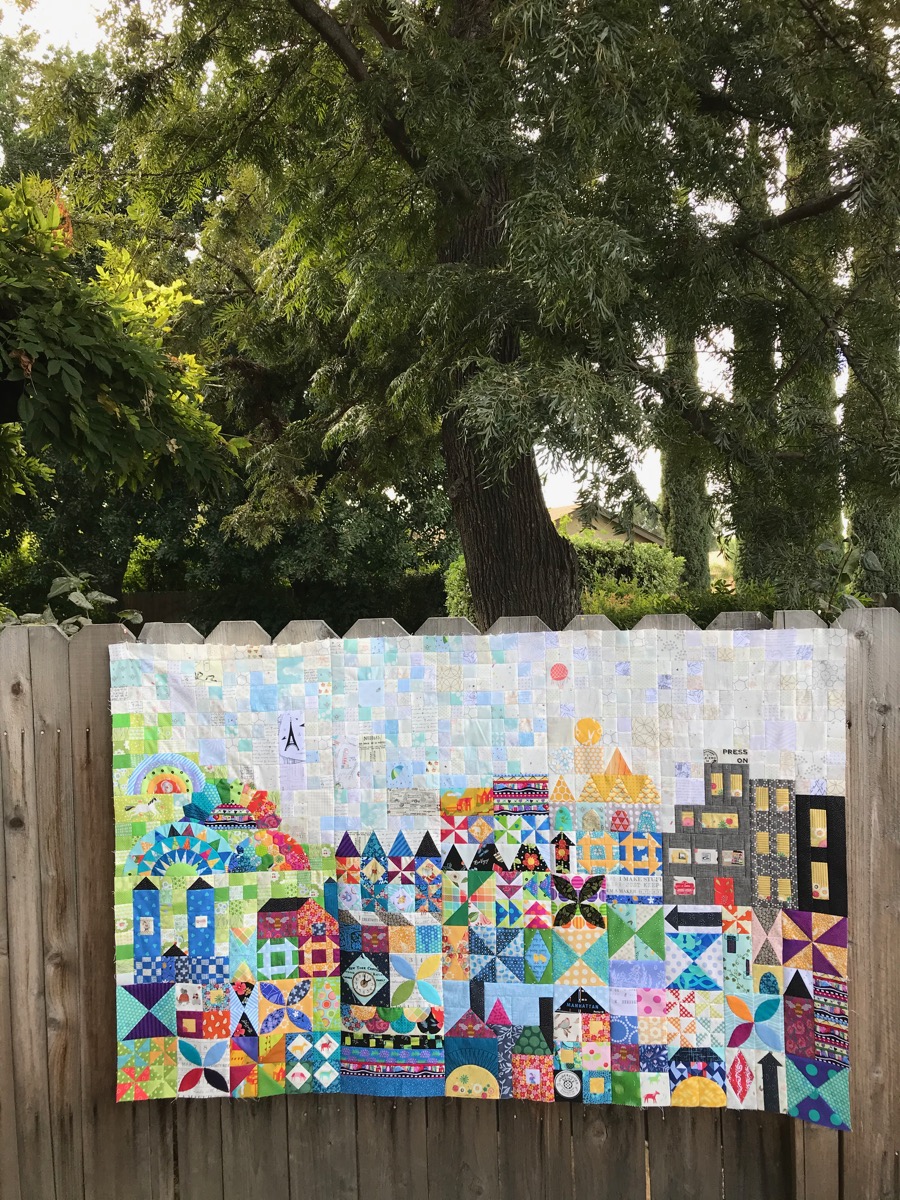 mysmallworld2019_final full top